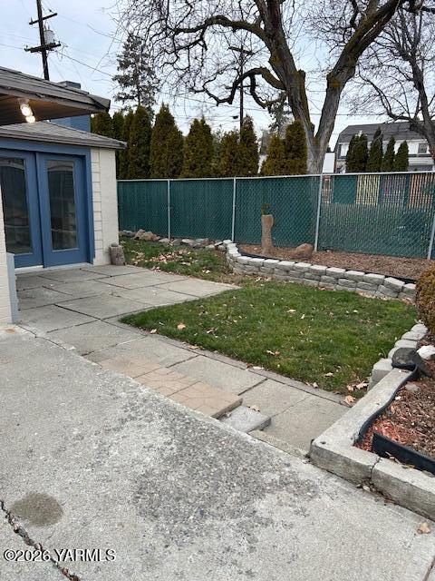 208 South 47th Avenue Yakima, WA 98908 - Photo 2 of 24 01