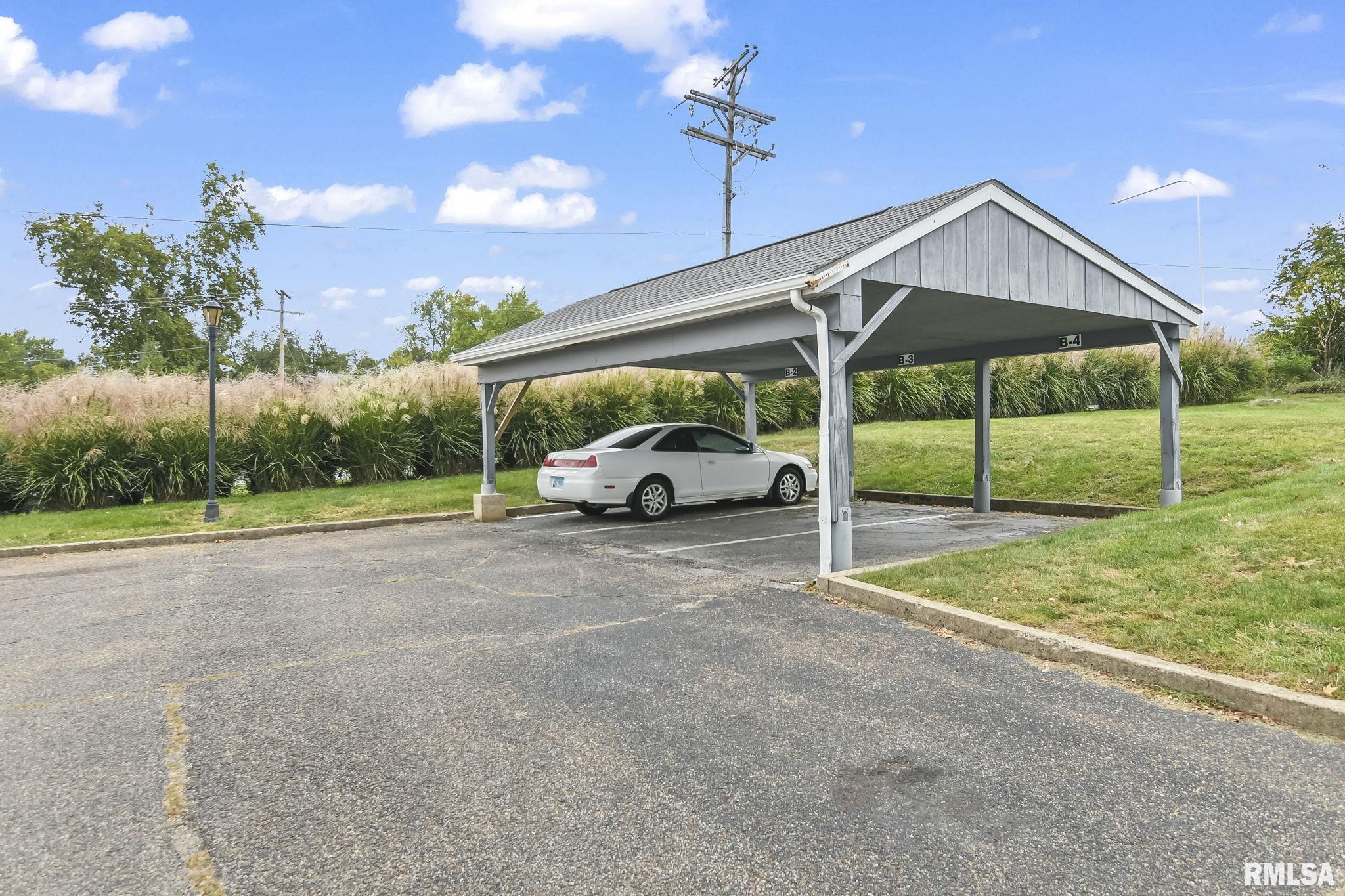 4 Bayberry Row, Unit 21 Springfield, IL 62702 - Photo 24 of 27