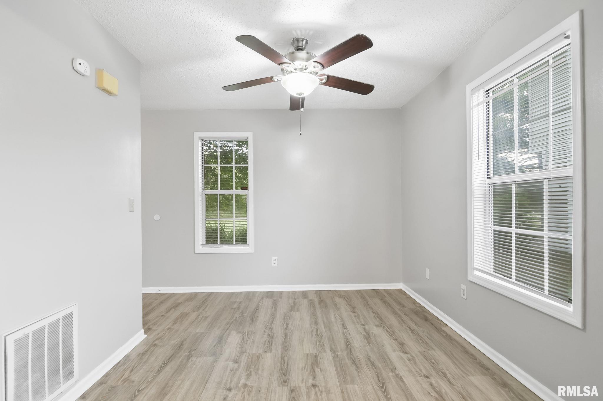 4 Bayberry Row, Unit 21 Springfield, IL 62702 - Photo 10 of 27