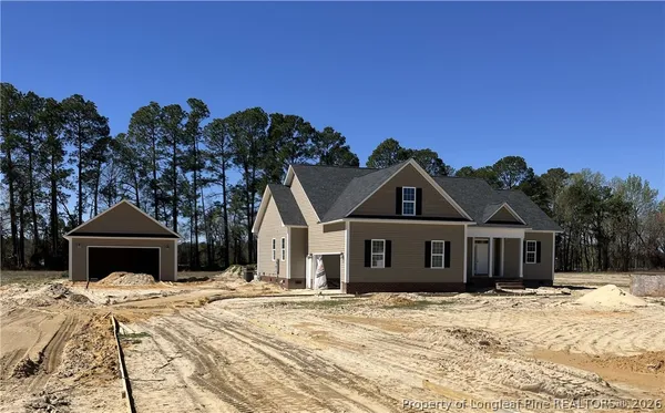 $479,500 | 3031 Dinwiddle Drive, Wade, NC 28395