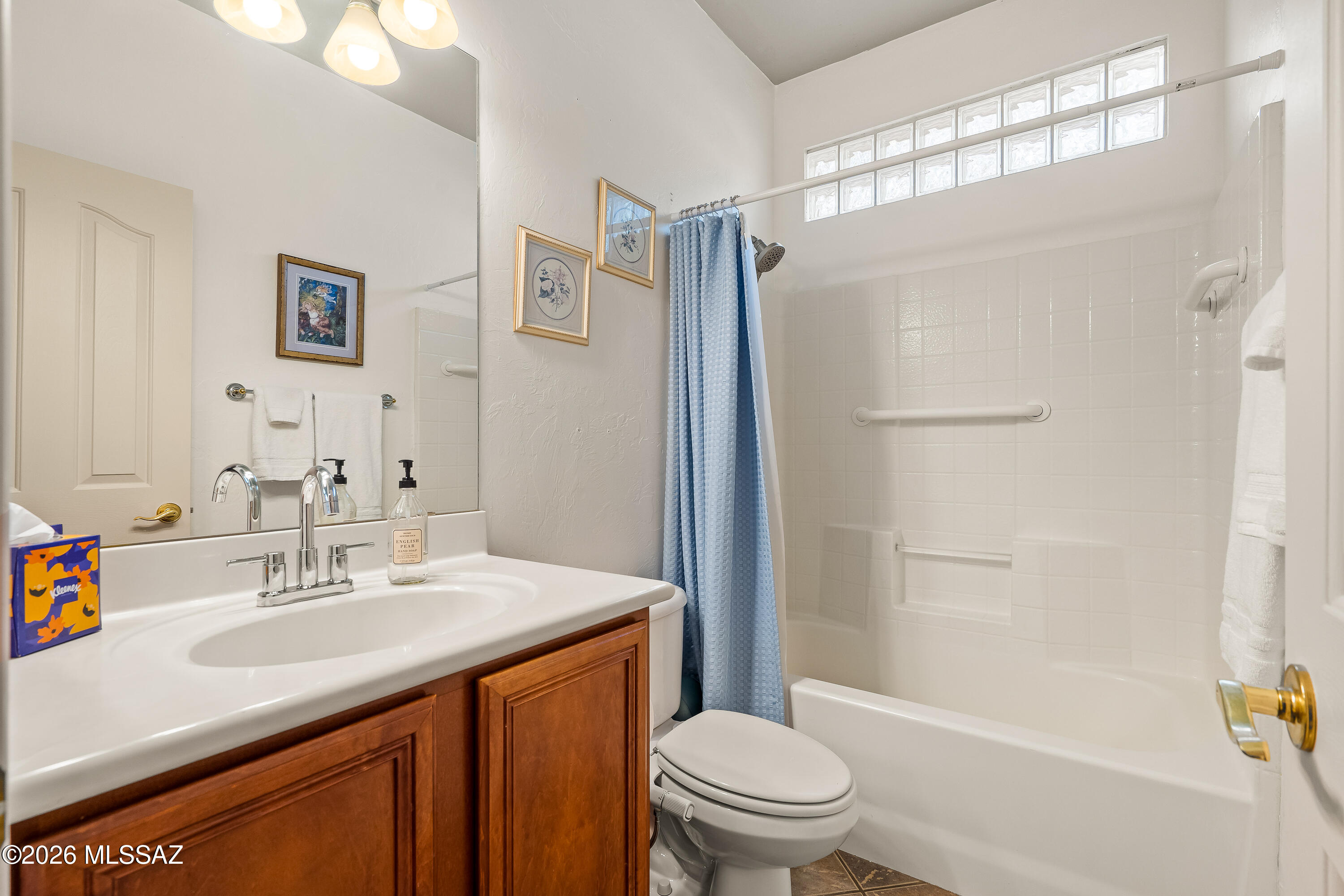 3396 North Camino Rio Colorado Tucson, AZ 85712 - Photo 19 of 32 a bathroom with a sink toilet and shower