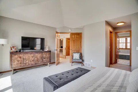 $799,900 | 17800 32nd Place North, Plymouth, MN 55447