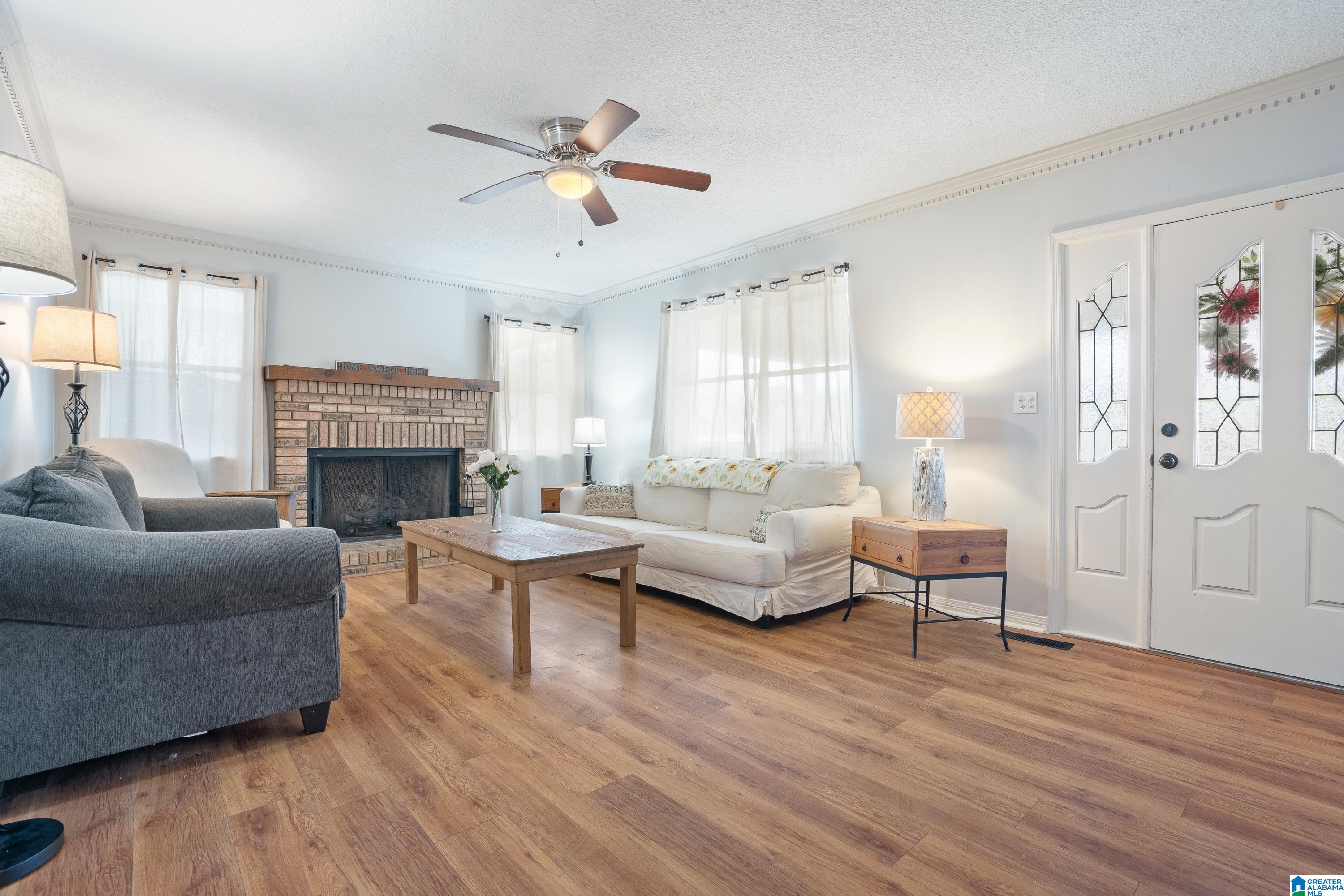 2038 Eastern Valley Road Bessemer, AL 35022 - Photo 4 of 33