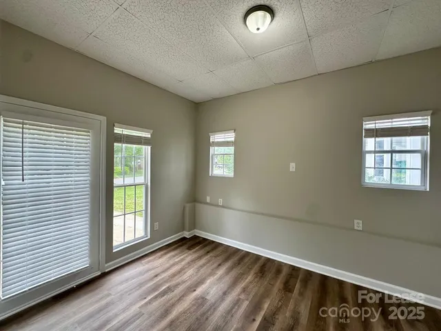 $2,600 | 13809 Stephendale Drive, Charlotte, NC 28273