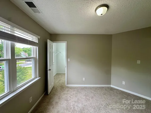 $2,600 | 13809 Stephendale Drive, Charlotte, NC 28273