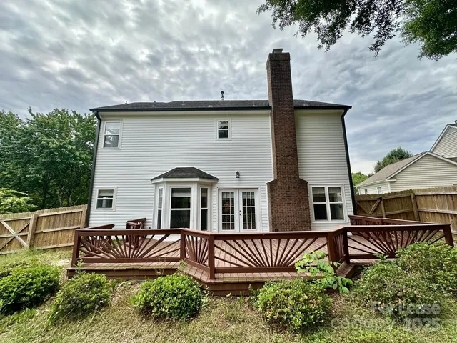 $2,600 | 13809 Stephendale Drive, Charlotte, NC 28273