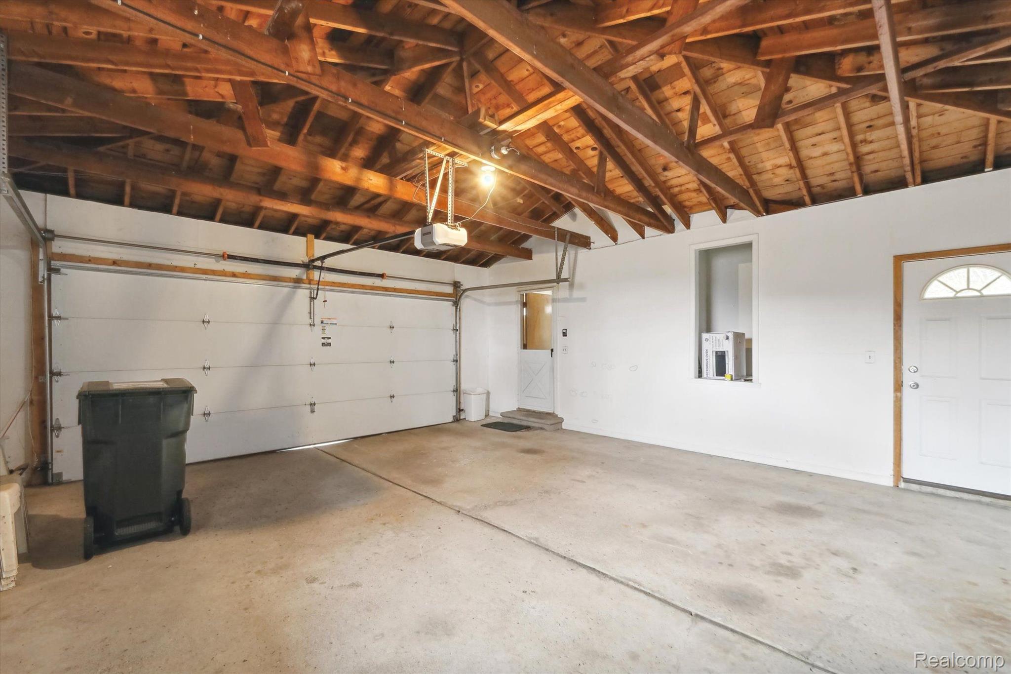 120 West Hamlin Road Rochester, MI 48307 - Photo 27 of 40 Gallery Image 27