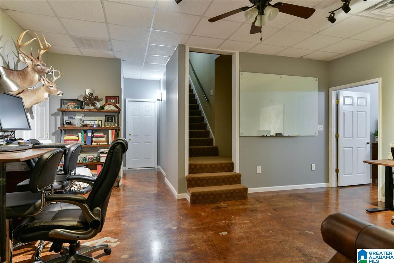2805 Red Leaf Circle Bessemer, AL 35023 - Photo 34 of 48