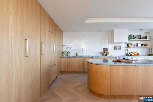 $1,900,000 | 616 South Orange Avenue, Unit C006C, Maplewood, NJ 07040