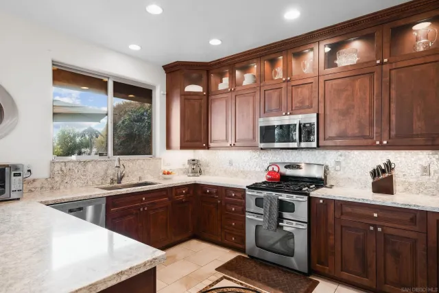 $1,245,000 | 3812 Costa Bella Way, La Mesa, CA 91941