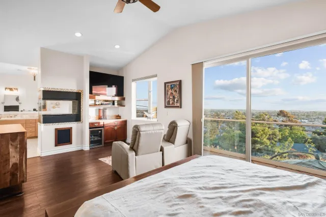 $1,245,000 | 3812 Costa Bella Way, La Mesa, CA 91941