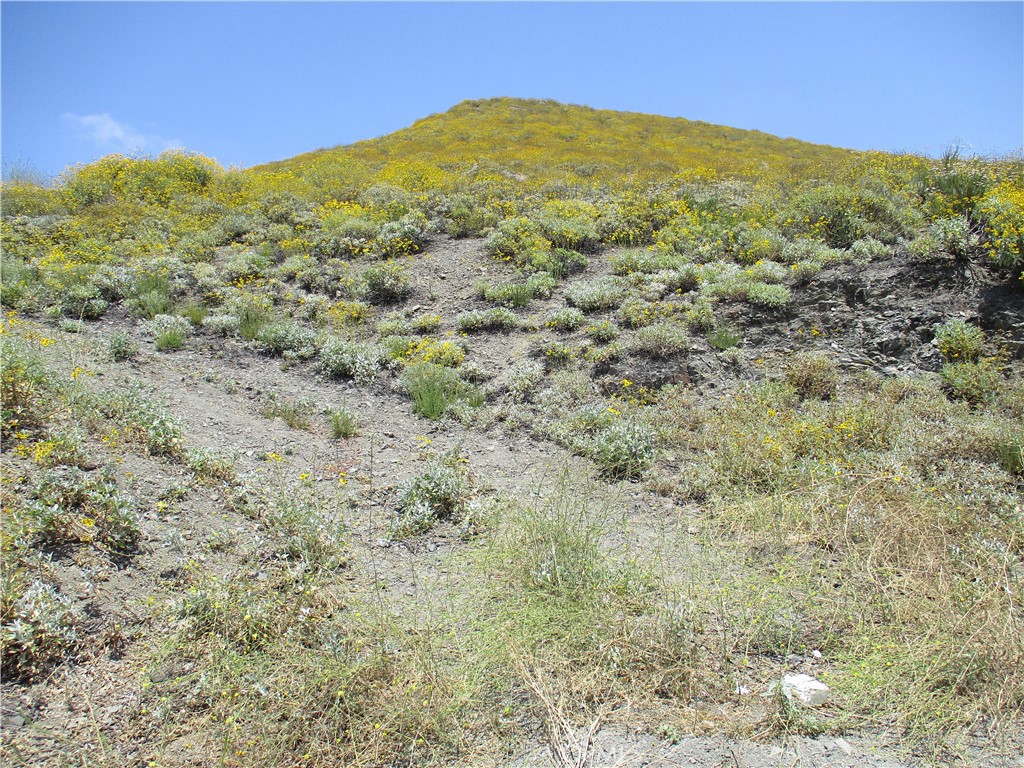 0 Montana Street Menifee, CA 92587 - Photo 2 of 2 a view of a mountain