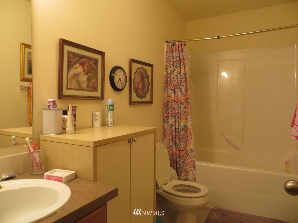 17510 14th Avenue Southeast Bothell, WA 98012 - Photo 13 of 15