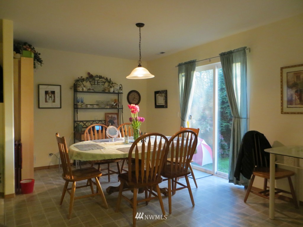 17510 14th Avenue Southeast Bothell, WA 98012 - Photo 5 of 15