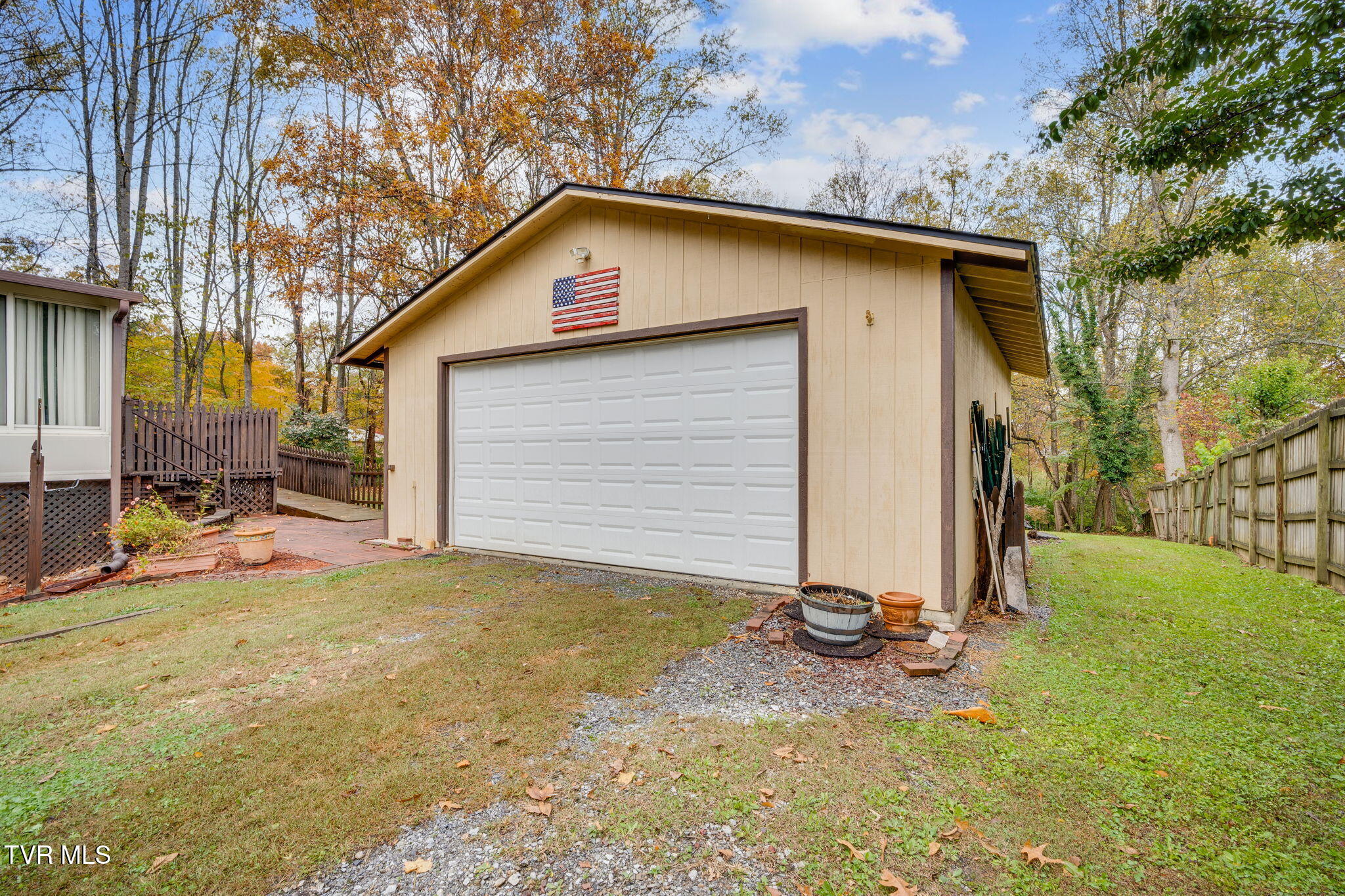 557 Lebanon Road Kingsport, TN 37663 - Photo 10 of 61 014