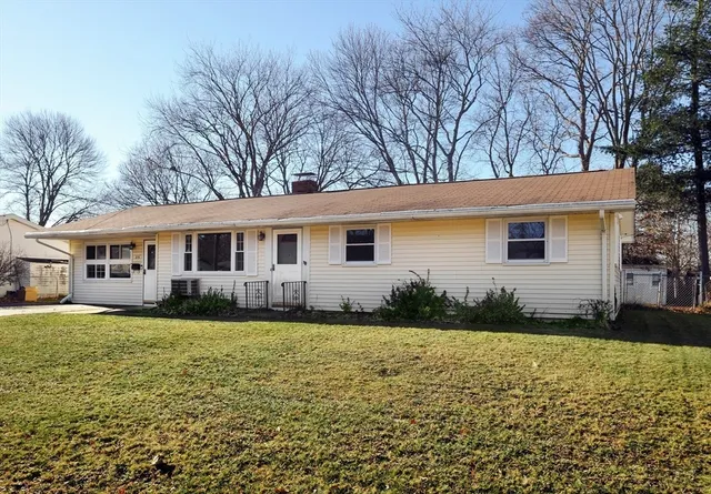 $499,000 | 35 Marion Street, Holbrook, MA 02343