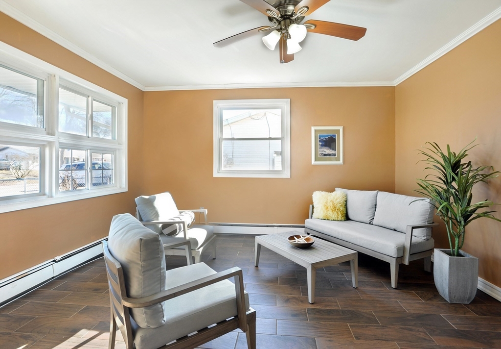 35 Marion Street Holbrook, MA 02343 - Photo 3 of 19