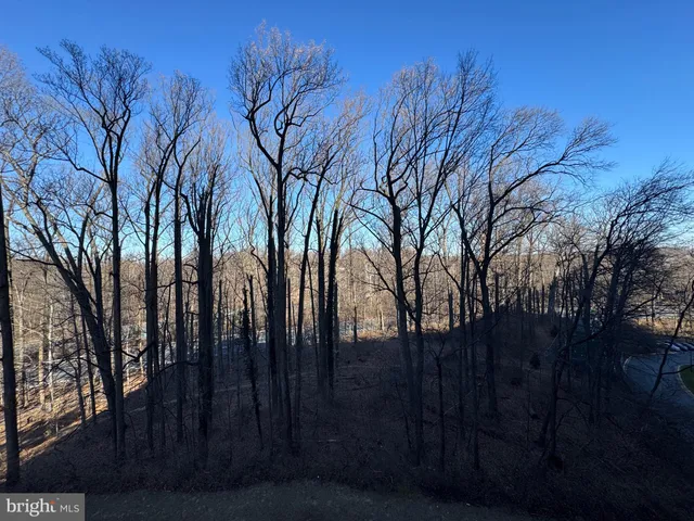 $214,900 | 5225 Pooks Hill, Unit 710N, Bethesda, MD 20814