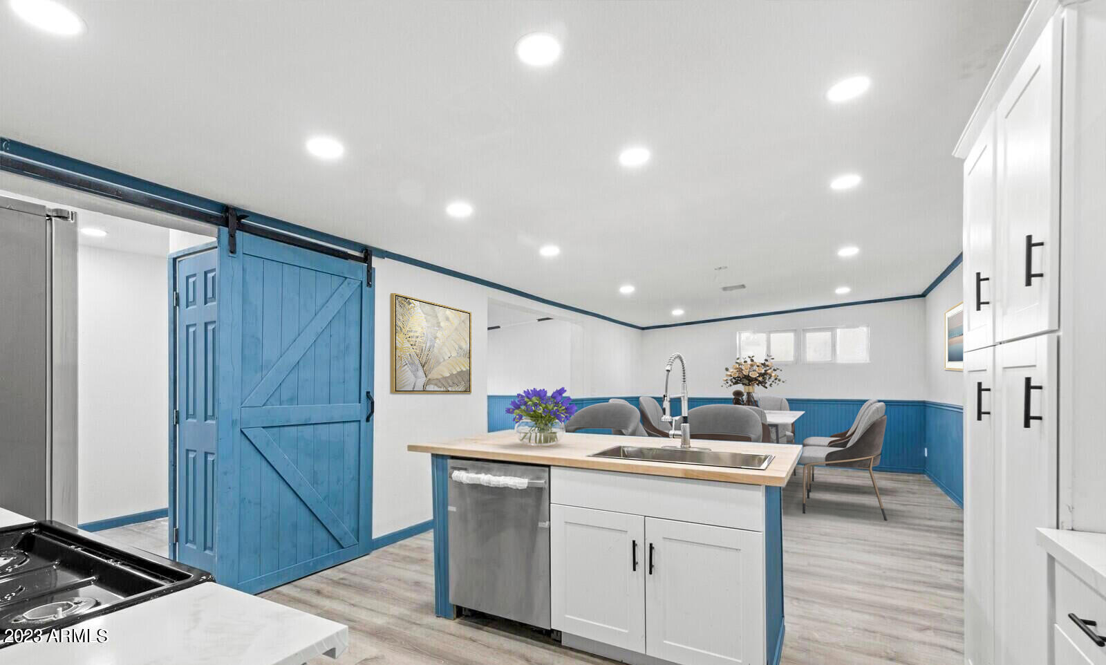 2917 East Osborn Road Phoenix, AZ 85016 - Photo 4 of 16 Kitchen and dining_