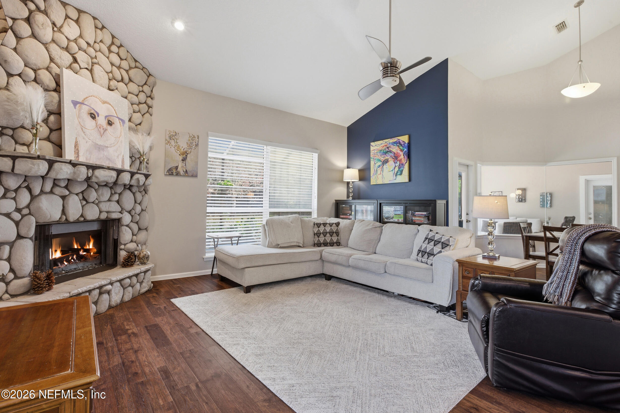 14779 Amelia View Drive Jacksonville, FL 32226 - Photo 19 of 81 Living Room Alternate View
