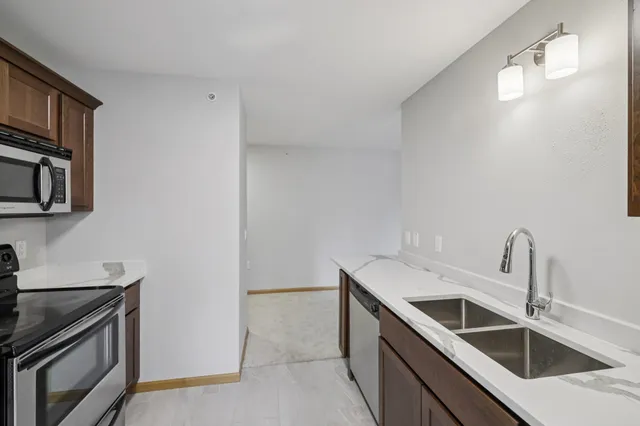 $199,900 | 8206 Starr Grass Drive, Unit 401, Madison, WI 53719