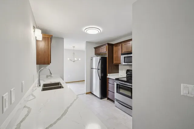 $199,900 | 8206 Starr Grass Drive, Unit 401, Madison, WI 53719