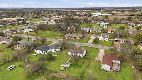 $350,000 | 111 East Main Street, Gunter, TX 75058