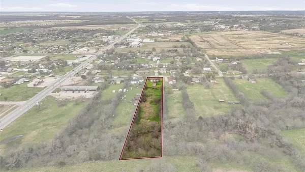 $350,000 | 111 East Main Street, Gunter, TX 75058