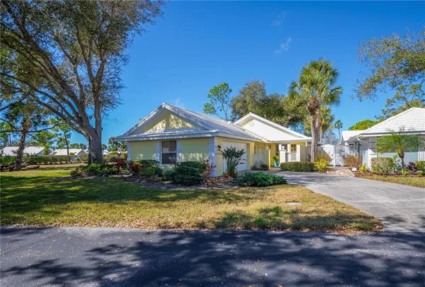 $259,000 | 711 Brightside Crescent Drive, Venice, FL 34293