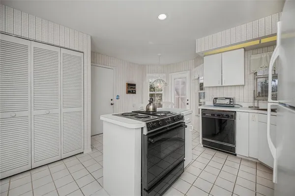 $259,000 | 711 Brightside Crescent Drive, Venice, FL 34293