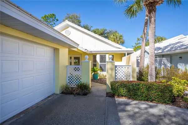 $259,000 | 711 Brightside Crescent Drive, Venice, FL 34293