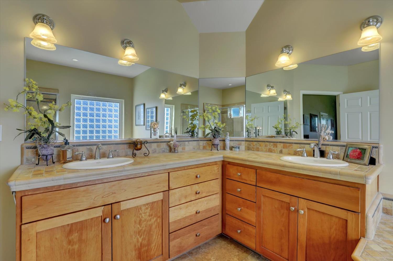 18814 Norlene Way Grass Valley, CA 95949 - Photo 29 of 89