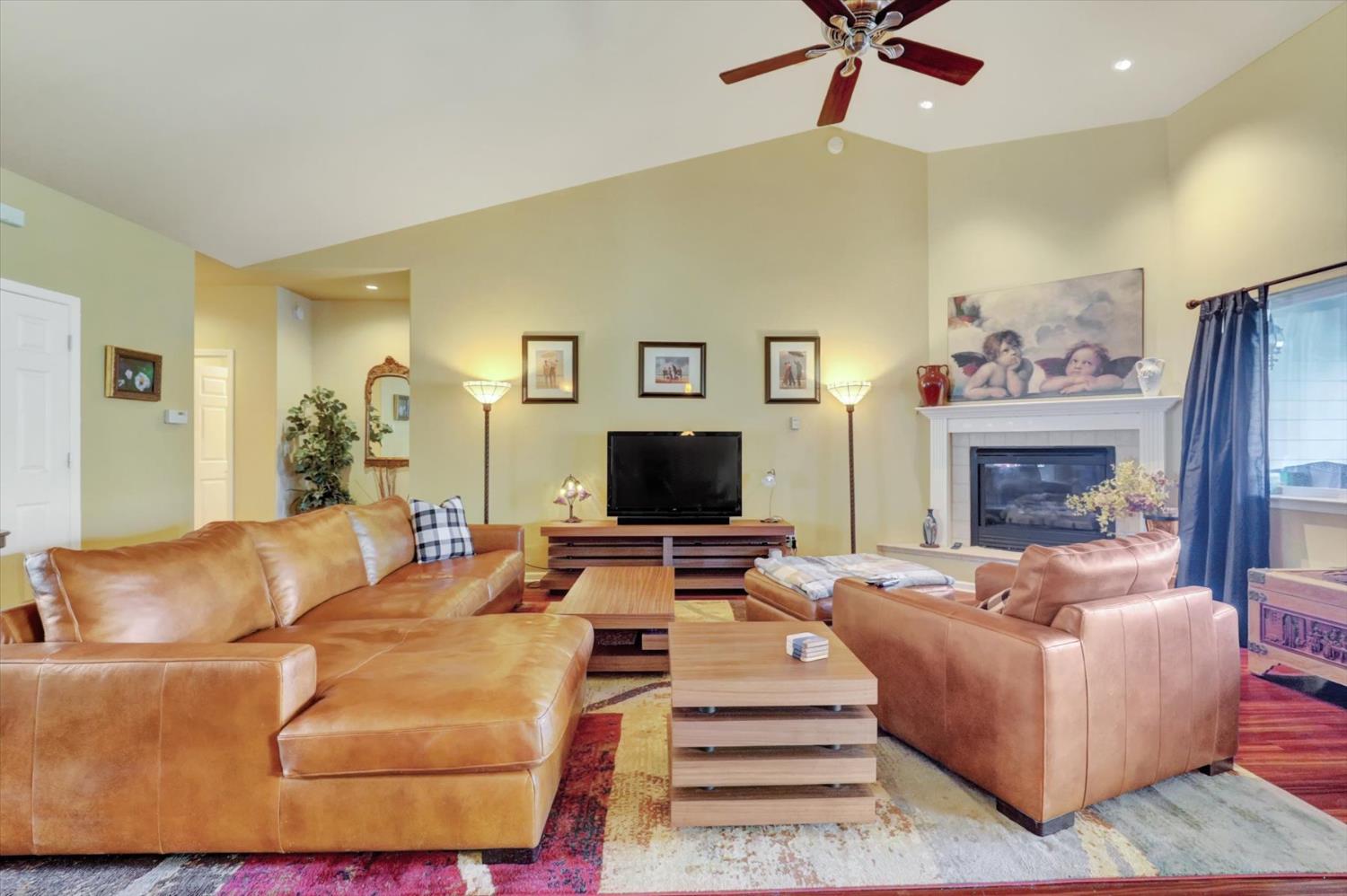 18814 Norlene Way Grass Valley, CA 95949 - Photo 8 of 89