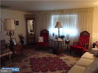 7342 Hiola Road Philadelphia, PA 19128 - Photo 4 of 8 Gallery Image 4