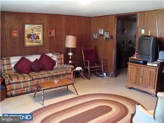 7342 Hiola Road Philadelphia, PA 19128 - Photo 5 of 8 Gallery Image 5