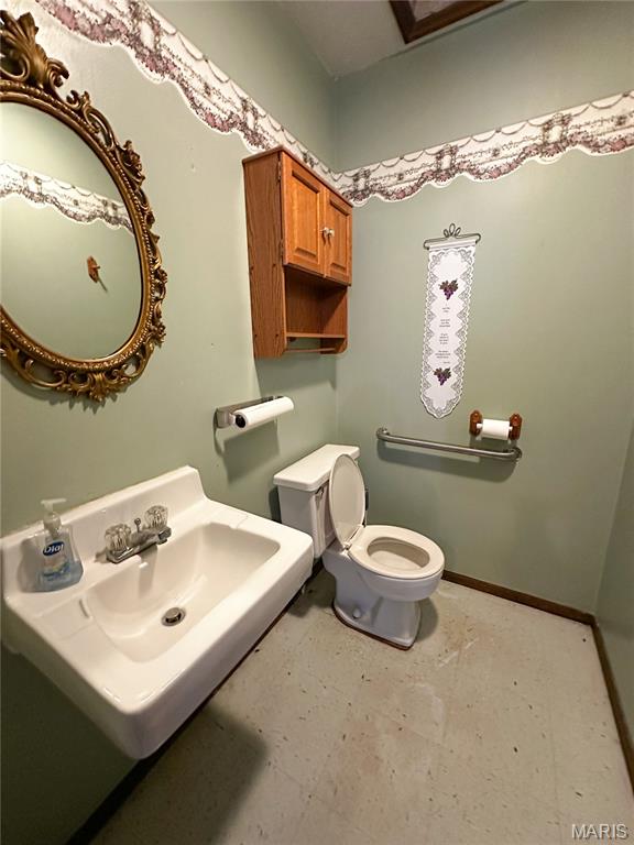 304 North 5th Street Ava, IL 62907 - Photo 13 of 32