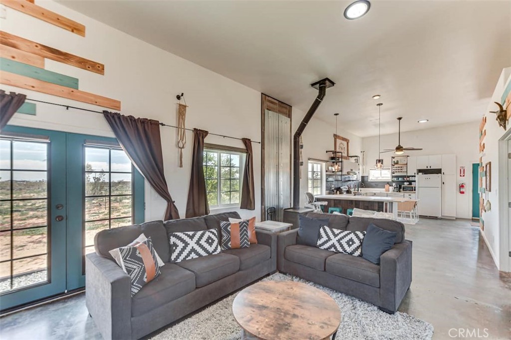 58725 Botkin Road Landers, CA 92285 - Photo 6 of 28 Gallery Image 6