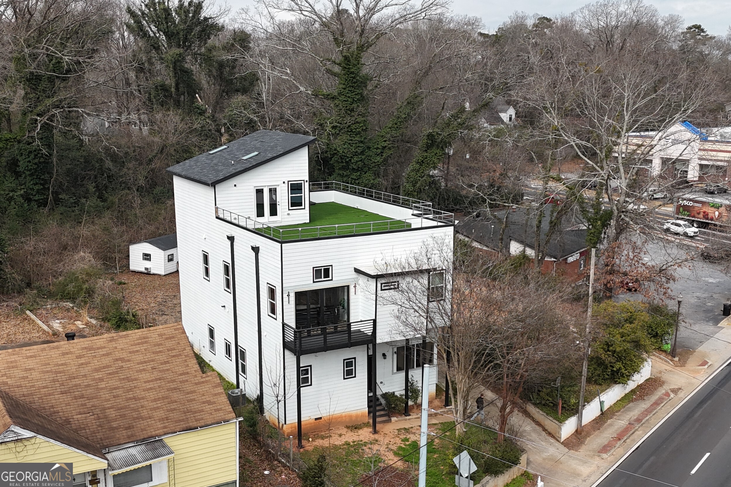 235 Candler Road Southeast Atlanta, GA 30317 - Photo 3 of 26 a roof view