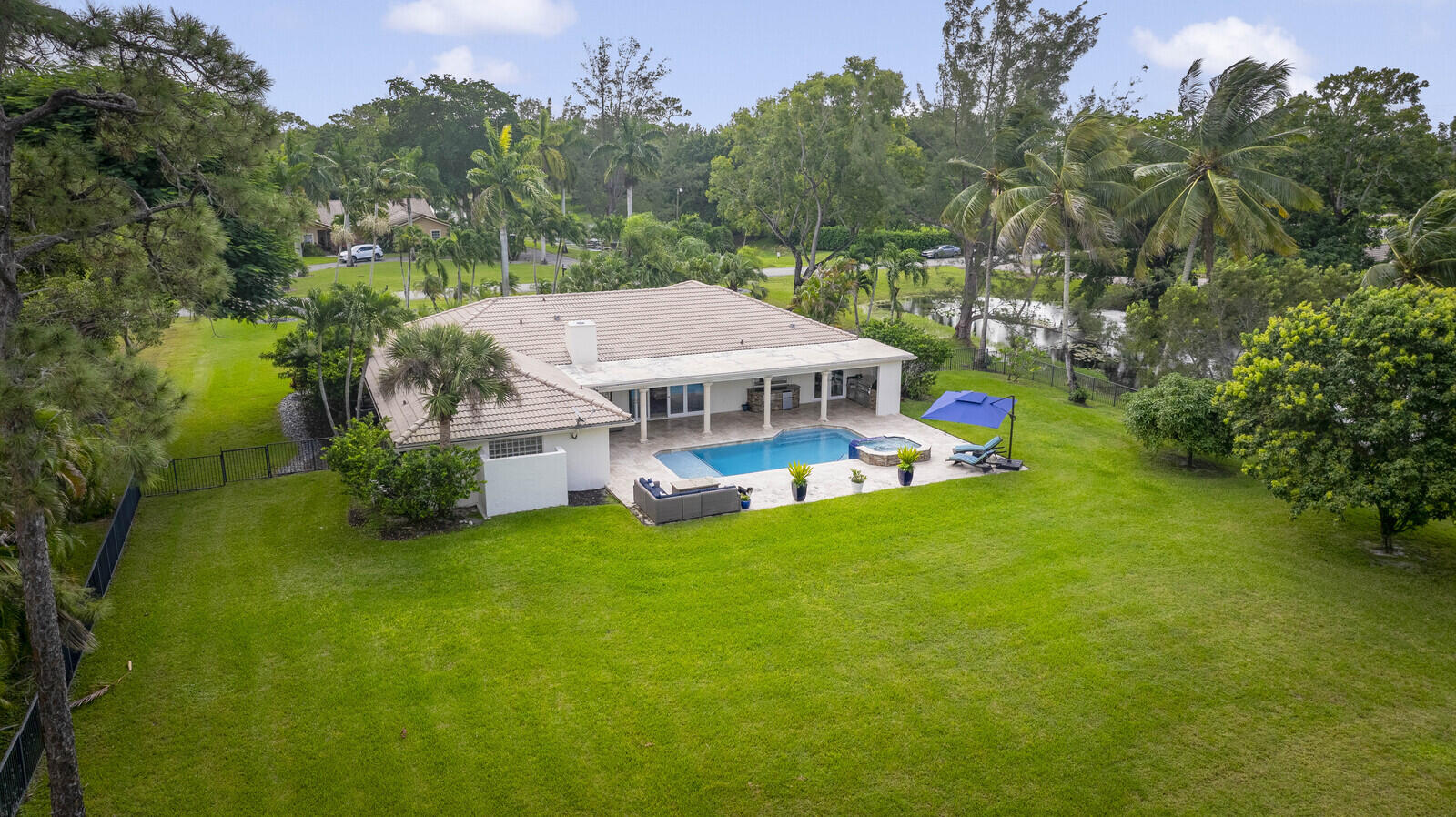 22761 Vistawood Way Boca Raton, FL 33428 - Photo 50 of 81 Backyard