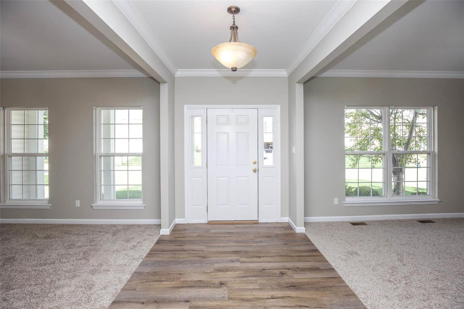 513 Rascal Crossing O'Fallon, MO 63366 - Photo 2 of 39