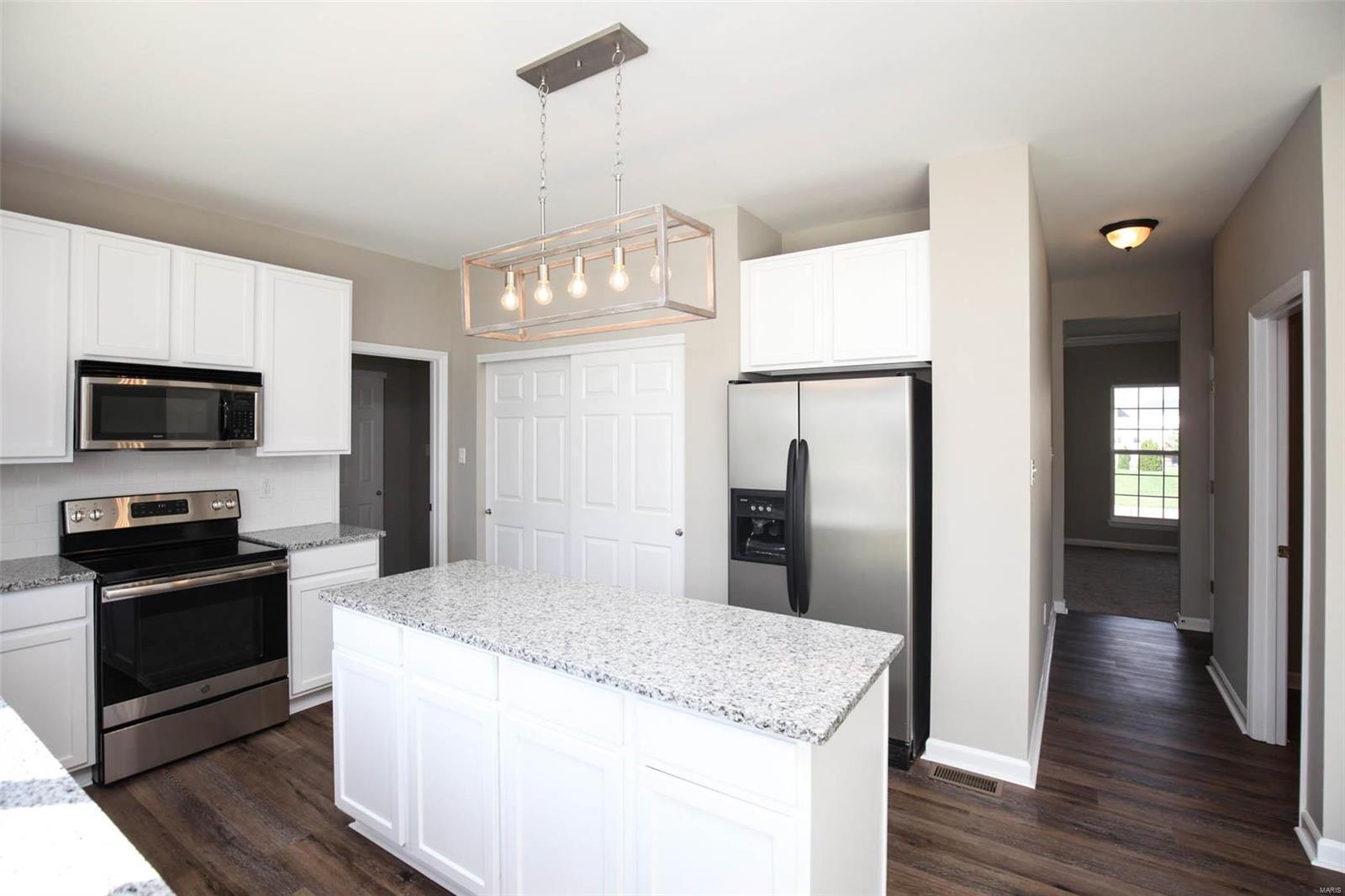 513 Rascal Crossing O'Fallon, MO 63366 - Photo 14 of 39
