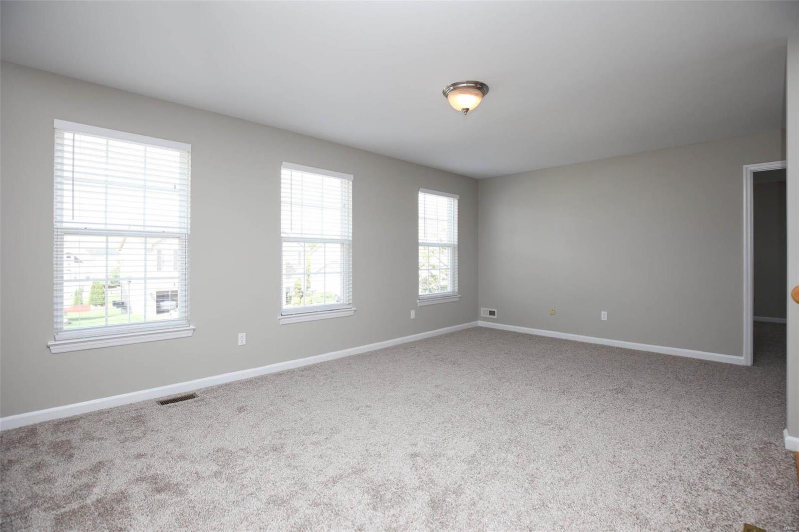 513 Rascal Crossing O'Fallon, MO 63366 - Photo 23 of 39