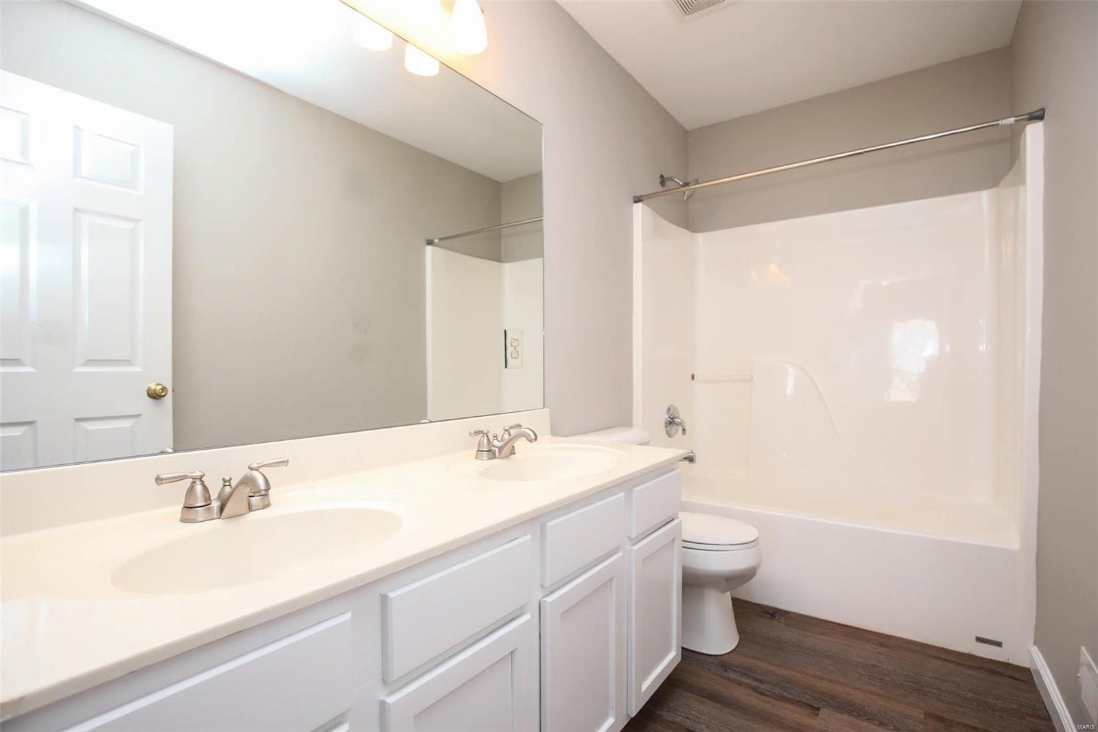 513 Rascal Crossing O'Fallon, MO 63366 - Photo 27 of 39