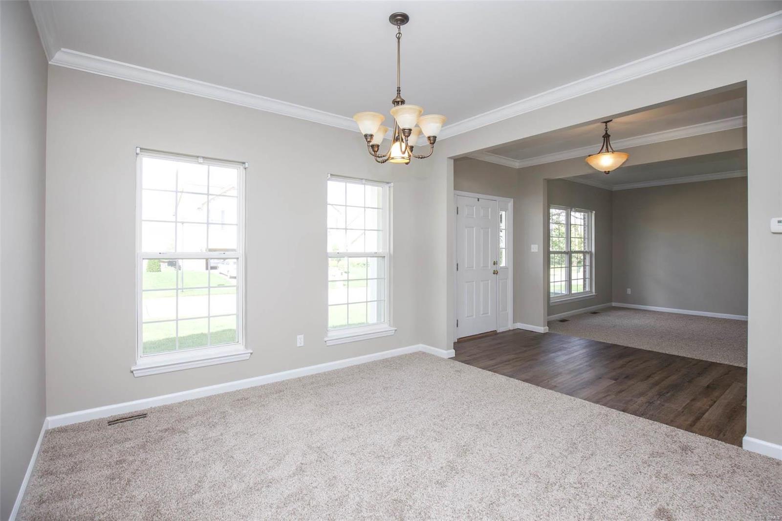 513 Rascal Crossing O'Fallon, MO 63366 - Photo 4 of 39