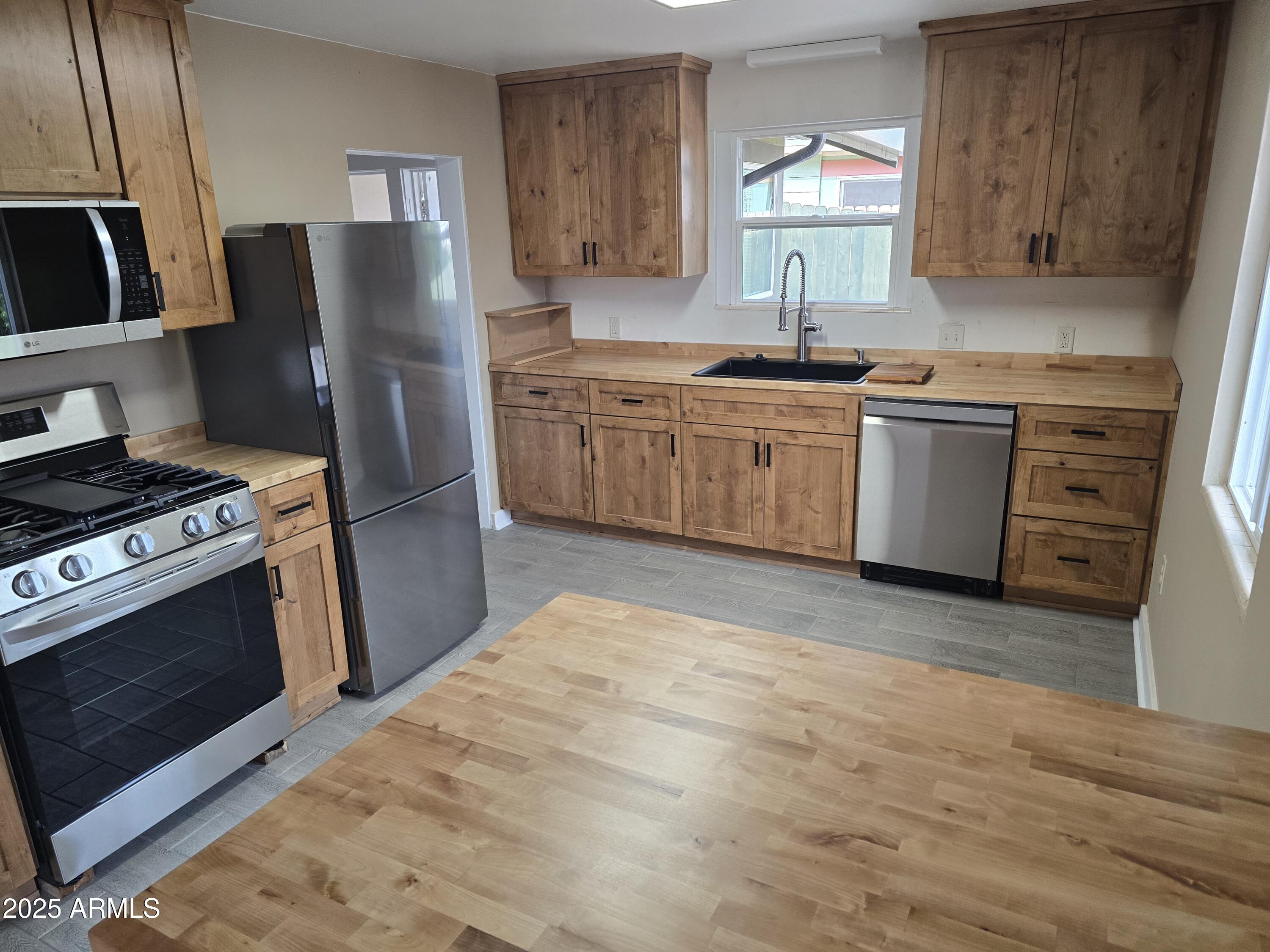 315 16th Terrace Bisbee, AZ 85603 - Photo 11 of 33 1000005006