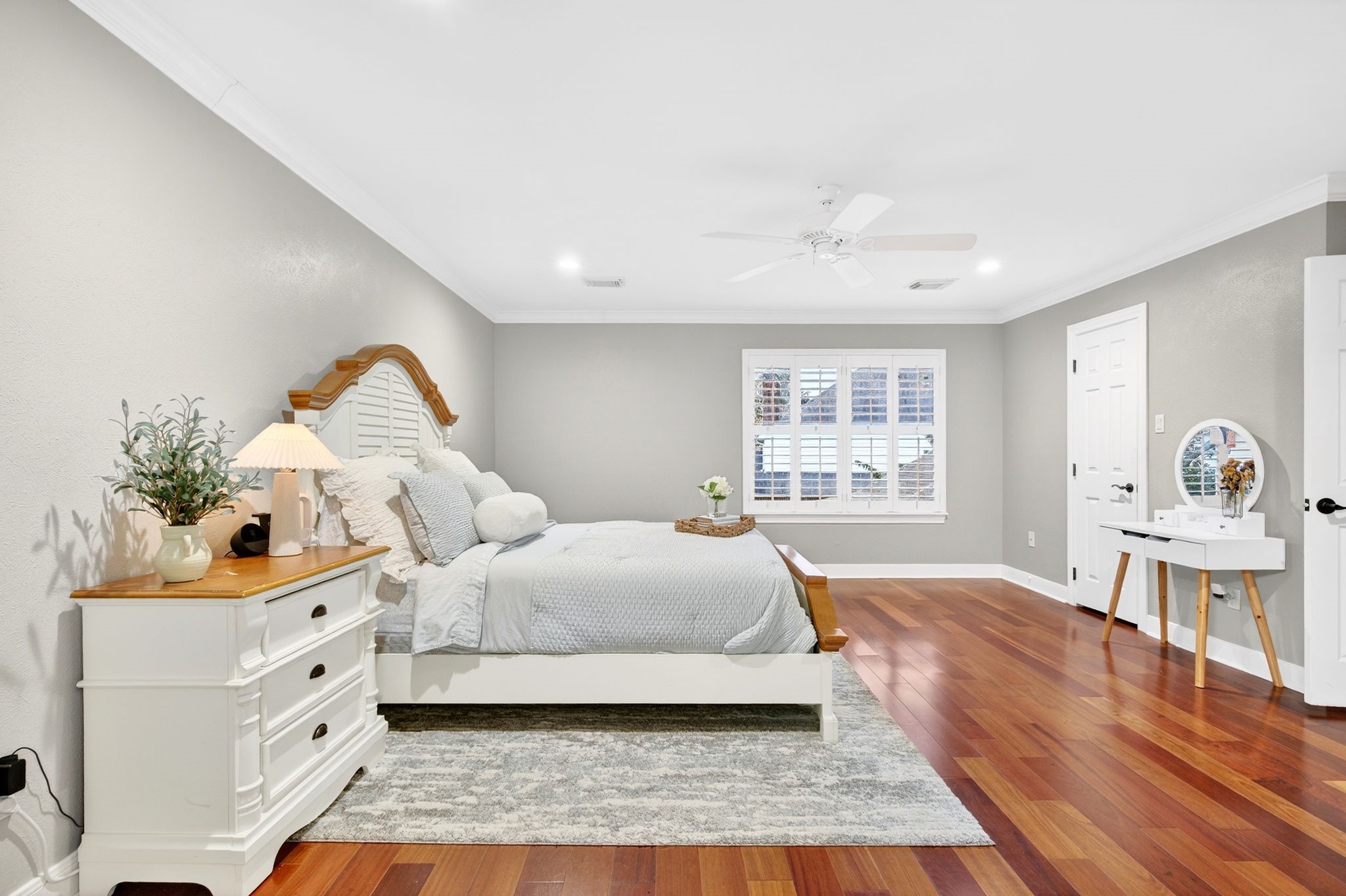 20006 Gable Point Drive Katy, TX 77450 - Photo 25 of 44 a spacious bedroom with a large bed and a window