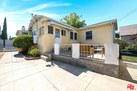$1,749,000 | 330 North Gower Street, Los Angeles, CA 90004