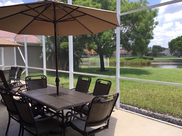 10880 Crescendo Circle Boca Raton, FL 33498 - Photo 16 of 19 backyard table