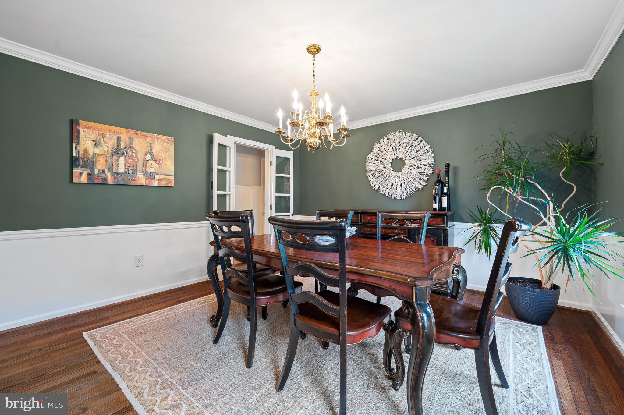 6 Willow Pond Road Malvern, PA 19355 - Photo 10 of 36 Formal Dining Room w/Chair Rail and Crown Molding