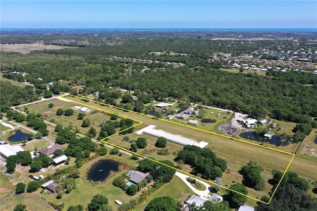 $900,000 | 6205 65th Street, Vero Beach, FL 32967